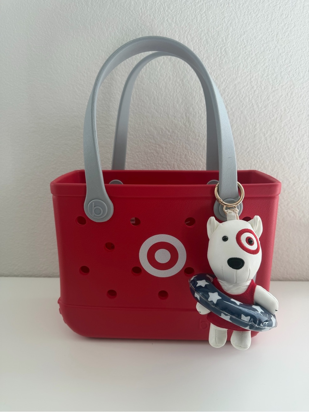 Target Beach Bullseye Bag Charm with Target Mini Shopping Basket - Picture 6 of 6